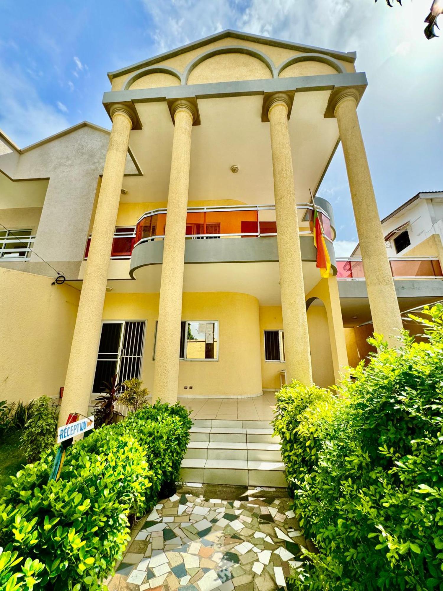 Guesthouse Cocotiers Cotonou Luaran gambar