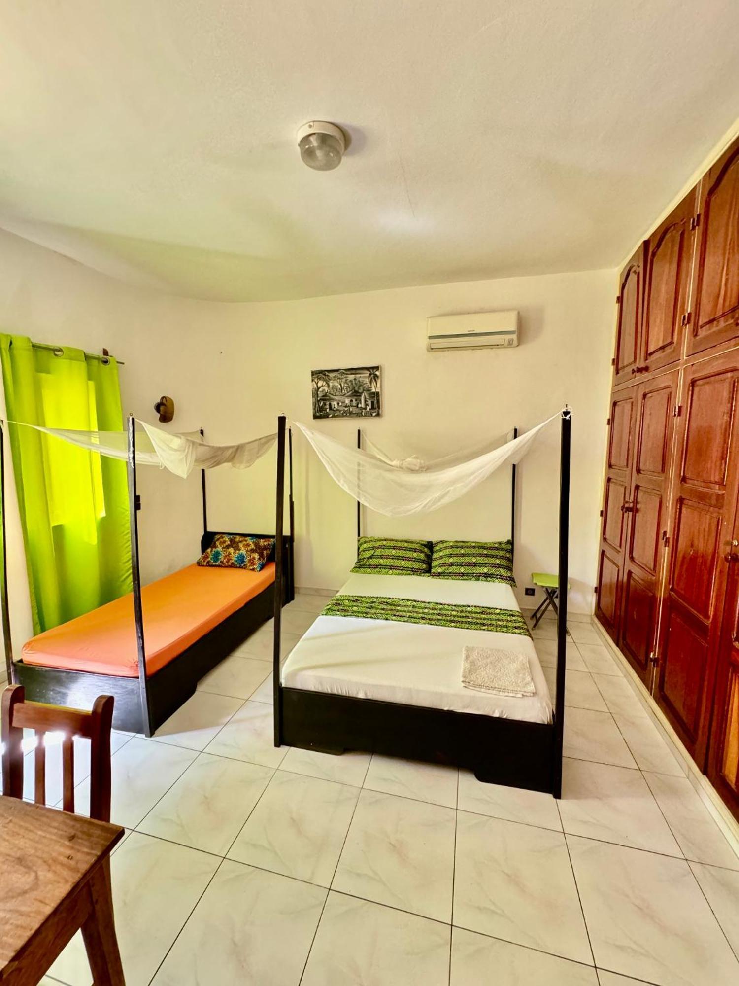 Guesthouse Cocotiers Cotonou Luaran gambar