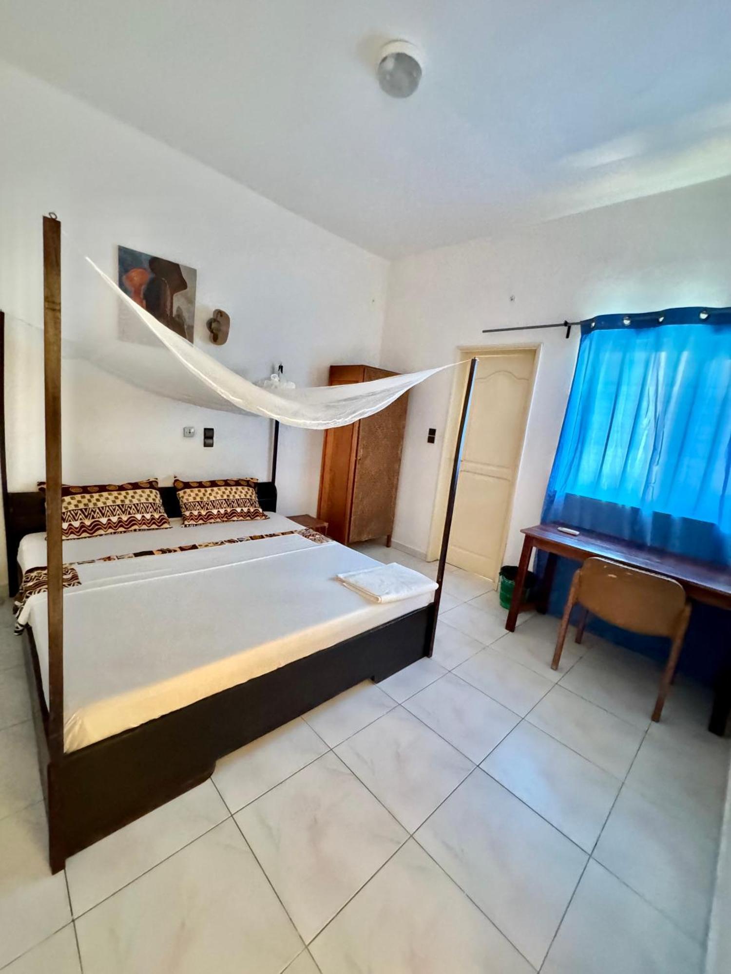 Guesthouse Cocotiers Cotonou Luaran gambar