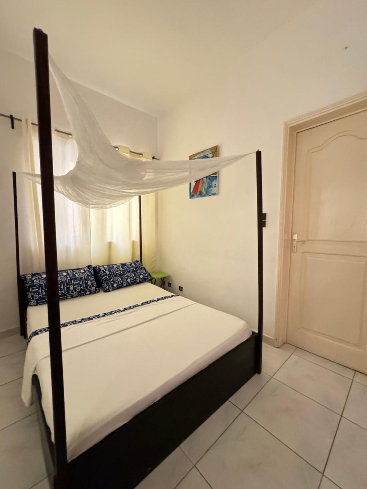 Guesthouse Cocotiers Cotonou Luaran gambar