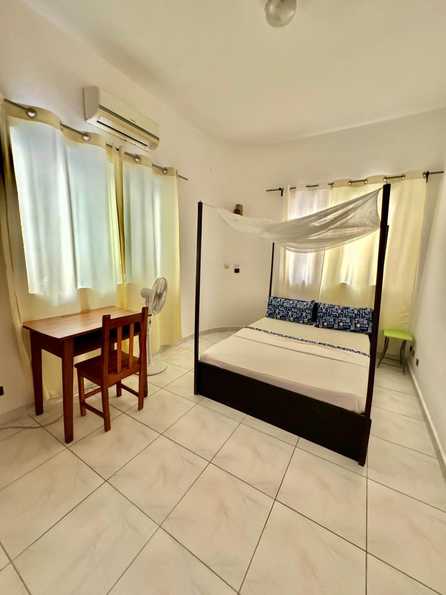 Guesthouse Cocotiers Cotonou Luaran gambar